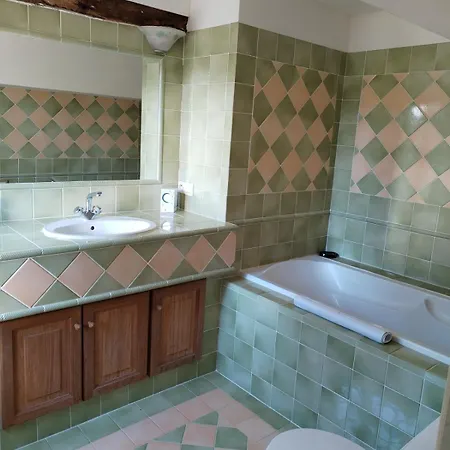 בית נופש Le Presbytere - La Treverie